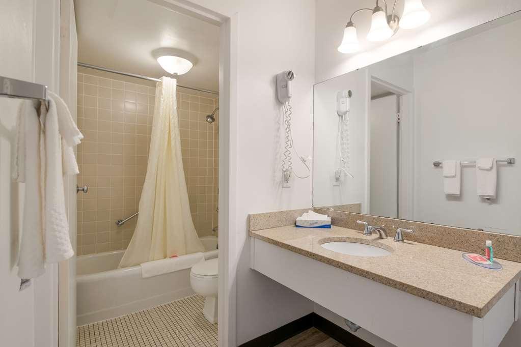 Econo Lodge Auburn Kültér fotó