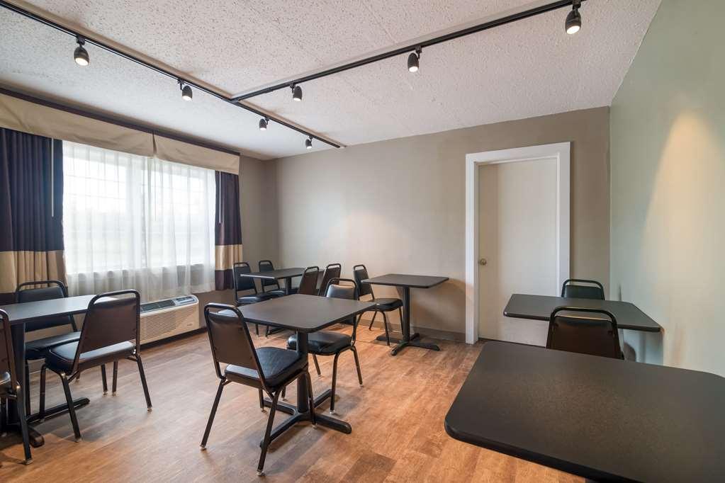 Econo Lodge Auburn Kültér fotó